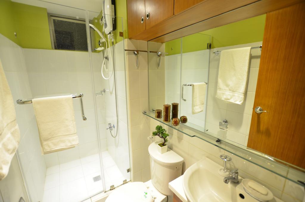 A Homey Place At Adriatico Manila Esterno foto